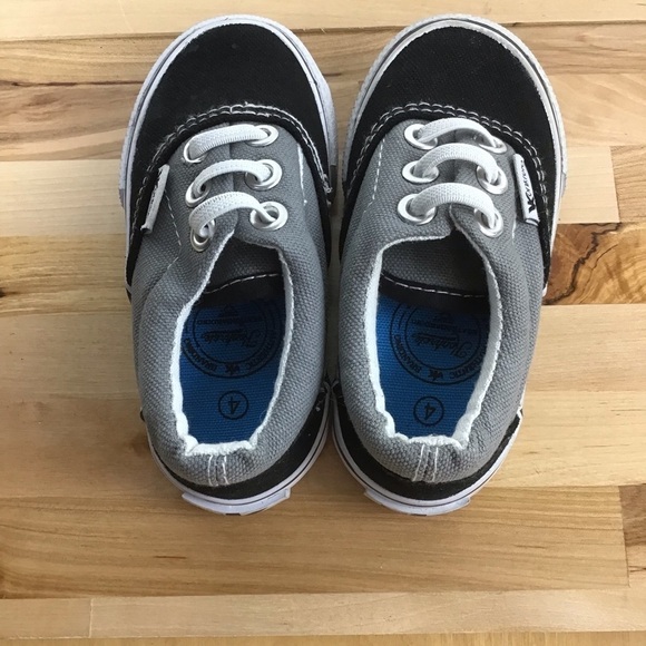 Konkrete skateboarder baby shoes size 4 - Picture 6 of 11